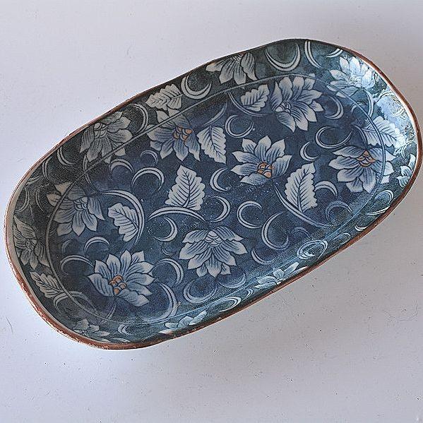 中皿 オーバル 蓮の花