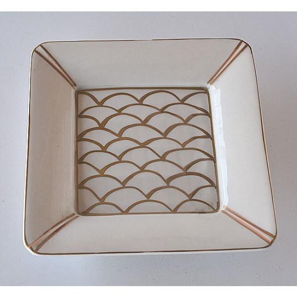 中皿 正方形皿 額縁皿 金の青海波