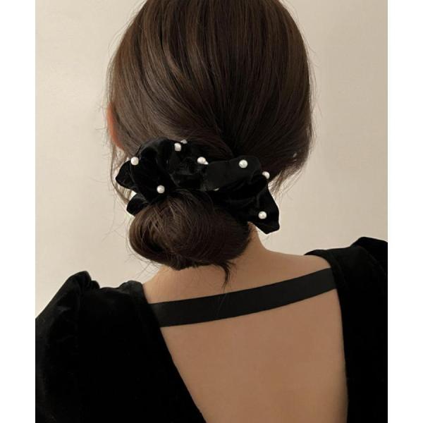 春 夏 秋 冬パール ヘアリング シュシュ 大人っぽい