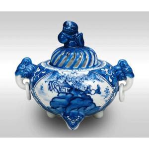 九谷焼 香炉 3.2号香炉・金襴手桜 贈り物 記念品 床の間飾り : 日本