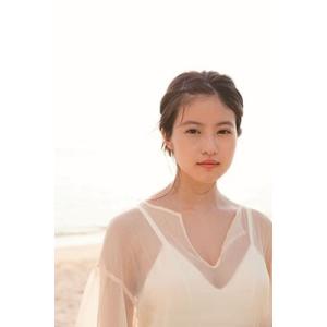 今田美桜 今田美桜ファースト写真集 生命力 Bookの詳細画像1