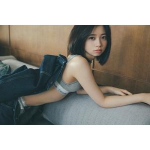 桜田ひより 桜田ひより写真集 『my blue...の詳細画像2