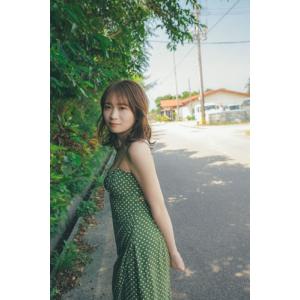 秋元真夏 秋元真夏フォトブック『淡淡(あわあわ...の詳細画像1