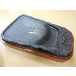 送料無料 ◇ 工芸品 硯 書道具 中国 栄宝斎 端渓硯 彫刻硯 刻 松雲随形