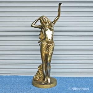 女性のダンス姿の彫刻 愛情のダンス 抱き合う男女像 彫像 彫刻 ブロンズ風像/ 現代彫刻