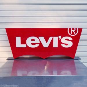 送料無料 ◇ LEVI'S 立体 アクリル 看板 片面 幅910×奥行140×高さ