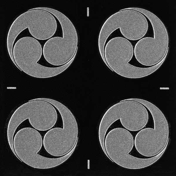 家紋 蒔絵シール 家紋ステッカー 「 左三巴 」 銀 24mm 4個付 新選組 土方歳三 戦国武将 ...
