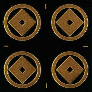 家紋 蒔絵シール 家紋ステッカー 「 丸に釘抜 」 金 24mm