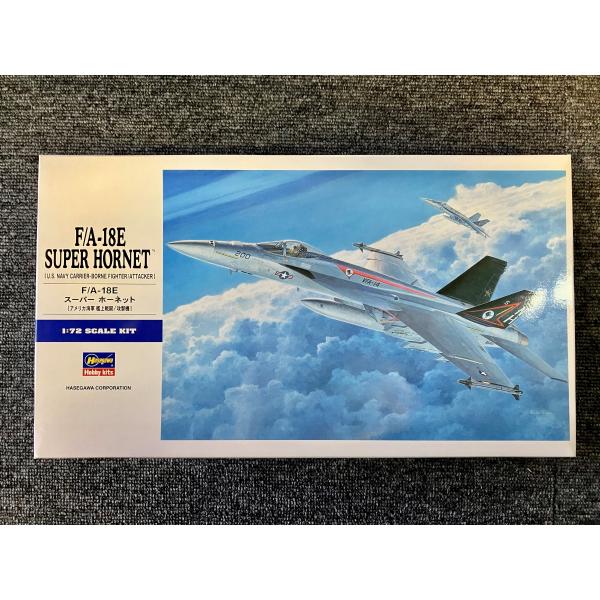 F/A-18E スーパーホーネット　1/72　プラモデル　ハセガワ　