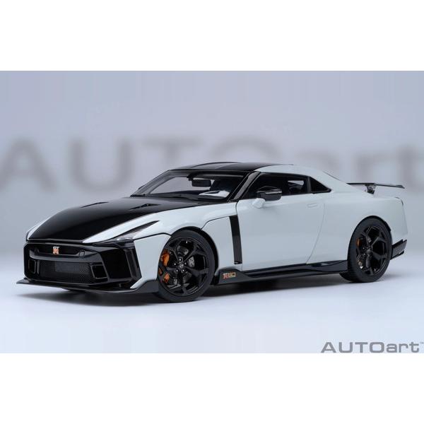AUTOart 1/18 NISSAN GT-R50 by ITALDESIGN (メタリック・ホワ...