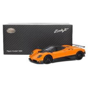 ALMOST REAL by KYOSHO 1/18 トヨタ ランドクルーザー 76 2017