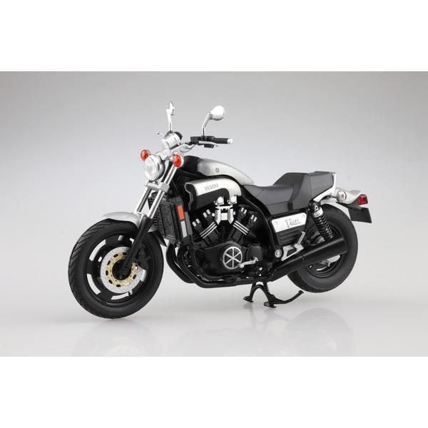 【8月発売予定】　スカイネット 1/12 完成品バイク Yamaha Vmax ニューシルバーダスト