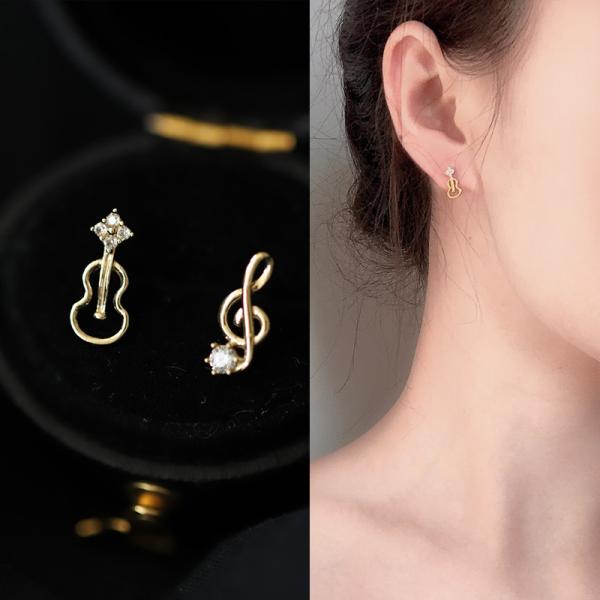 ピアス 18金 アレルギー対応 レディース 小さめ 透かし バイオリン 音符 音楽 ト音記号 弦楽器...
