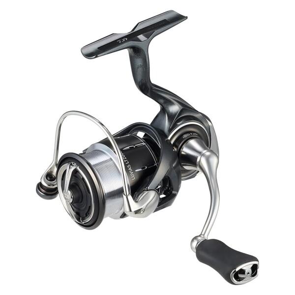 ダイワ(DAIWA) スピニングリール 24LUVIAS LT2000S-P