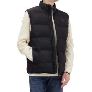 FRED PERRY（フレッドペリー） 中綿入り ベスト INSULATED GILET J8522
