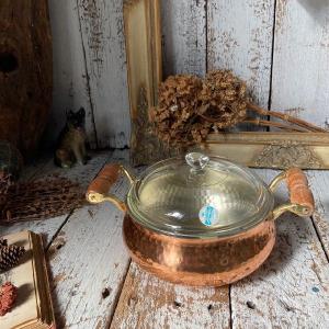 ≫80-90s ヴィンテージ 未使用*古い純銅 槌目 両手鍋20cm*ウッド 木の