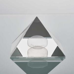水晶ピラミッド 大 ブラジル産 84mm Quartz 【一点物】 水晶 すい
