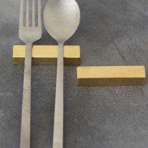 真鍮 カトラリーレスト ブラス キッチン用品 調理器具 箸置き チョップ