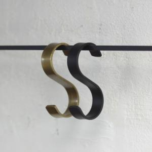 Sフック Sカン S字フック 金具 アイアン おしゃれ 幅広 L 黒 金色 5432 インテリア