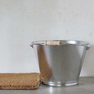 萬年 ブリキ金バケツ 5号 : 建築金物 SHOP - 通販 - Yahoo!ショッピング