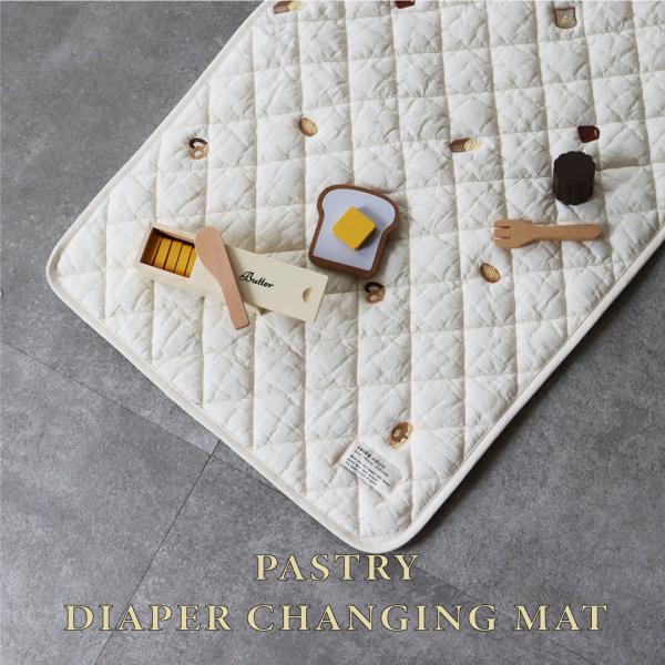 pastry おむつ替えマット（裏面：撥水生地）約45×70ｃｍ　ヌビ　おむつ替えマット　ペストリー...