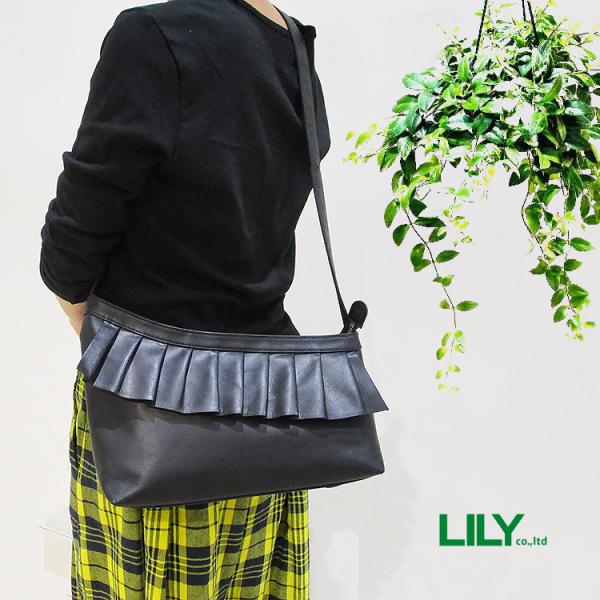 リリー LILY レッセフェール Laisser Faire ぺタロ 牛革 本革 レザー フリル 肩...