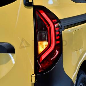 ルノー（RENAULT） カングー3専用 カーボントーン ラバー ラゲッジ
