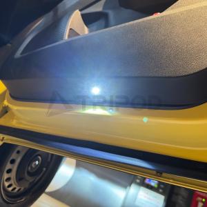 ルノー カングー LEDカーテシランプの詳細画像3