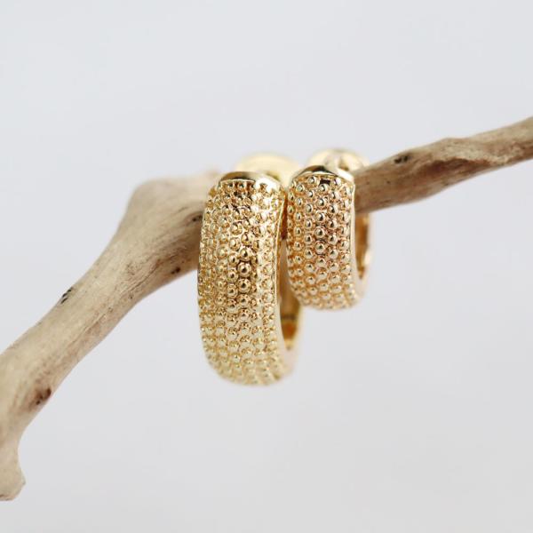 『在庫処分価格』金アレ対応 真鍮製 重厚感 シンプル フープピアス 1ペア