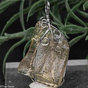 鑑別書付き リビアングラス 原石 43.92g リビアンデザートグラス