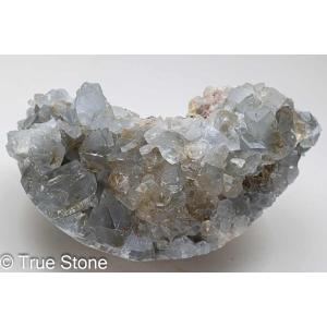 セレスタイト 天青石 天上界 原石 957g 天使 ジオード 晶洞 ドーム