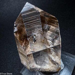 ネパール ガネッシュヒマール産 ヒマラヤ水晶 高透明 照り強 結晶