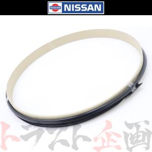日産（NISSAN） フロント ガラス アッパーモール センター