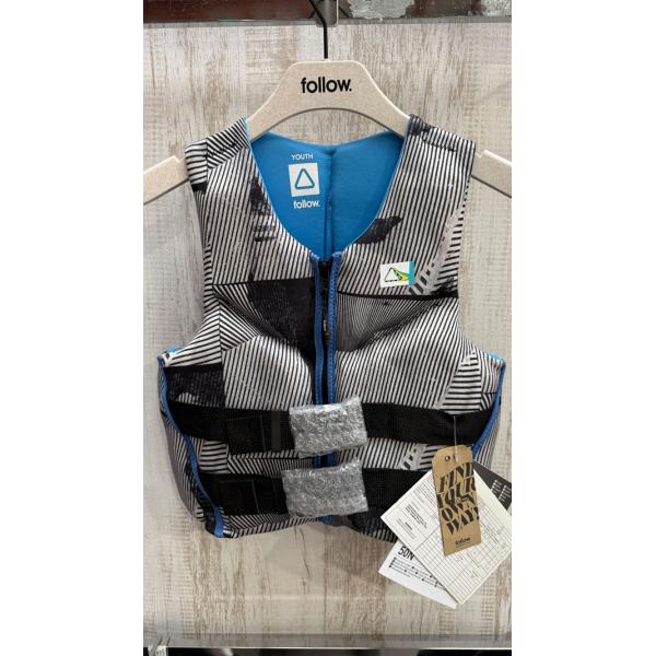 フォロー follow 　ユースベスト