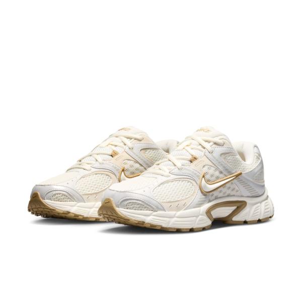 NIKE スニーカー レディース HQ7901 115 ナイキ NIKE V5 RNR