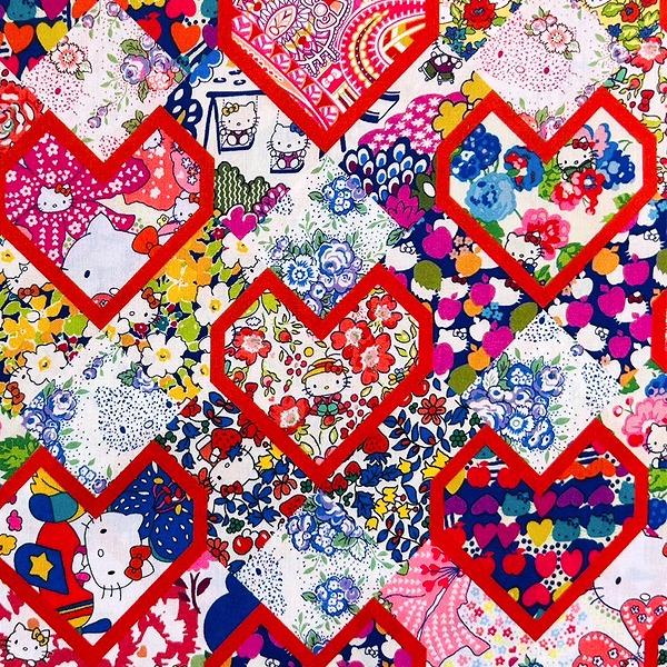 生地 リバティ・ファブリックス Hello Kitty Patchwork Hearts パッチワー...