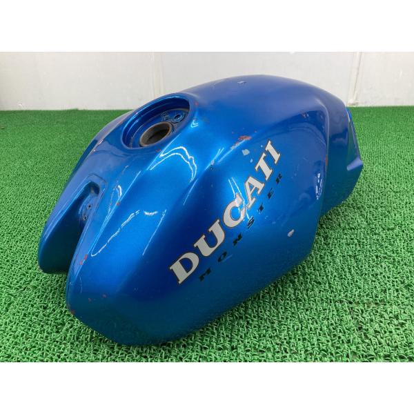 モンスター900 タンク 青M ドゥカティ 純正 中古 M900 93年式？キャブ車 自家塗装 コケ...