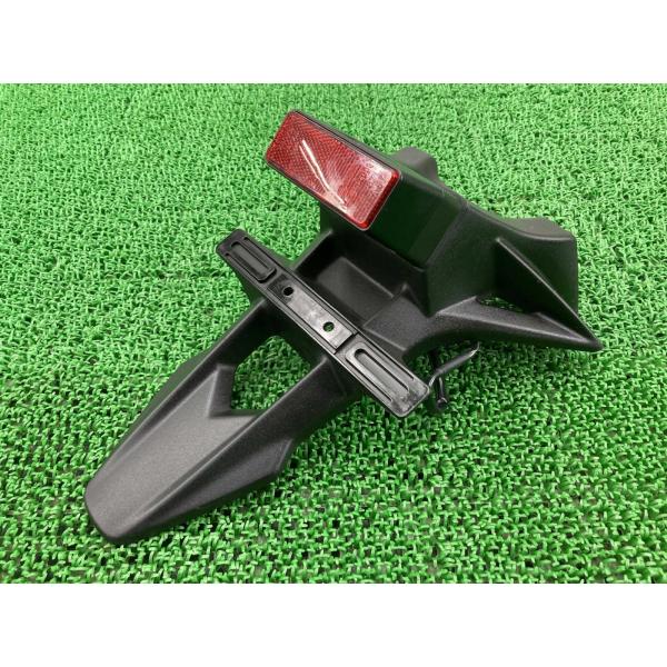 GSX-R1000 リアフェンダー 63113-21H0 スズキ 純正 中古 バイク 部品 美品 2...