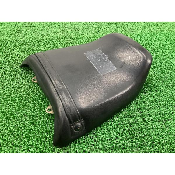 GSX-R1100 タンデムシート 40C スズキ 純正 中古 バイク 部品 GV73A 修復素材に...