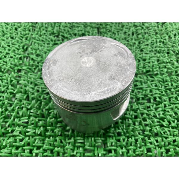 XLR250R ピストン KR6 ホンダ 純正 中古 バイク 部品 MD16 割れ欠け無し 修復素材...