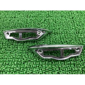 ボンネビルT100 フューエルタンクエンブレム 左 T3900340 トライアンフ