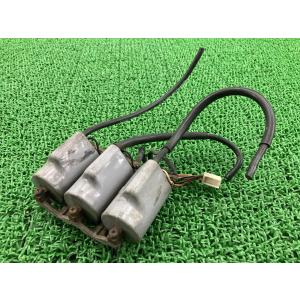 ホンダ（HONDA） CB250R ステップ 左 K94 純正 中古 バイク 部品 MC52