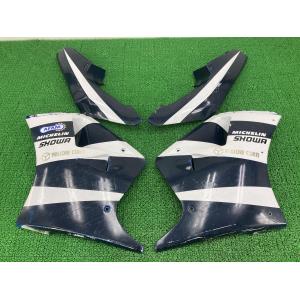 カワサキ（Kawasaki） GPZ900R シート 純正 中古 バイク 部品 ZX900A