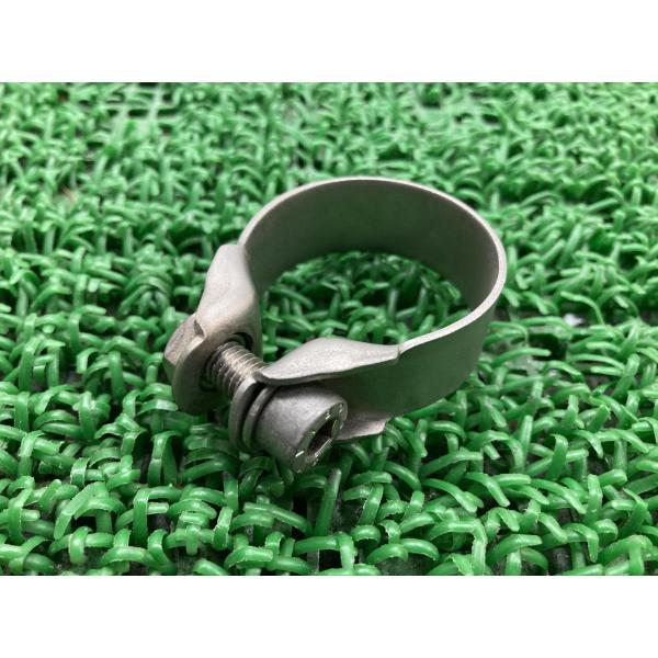 モンスターS2R エキゾーストパイプクランプ 57610441A ドゥカティ 純正 新品 バイク 部...