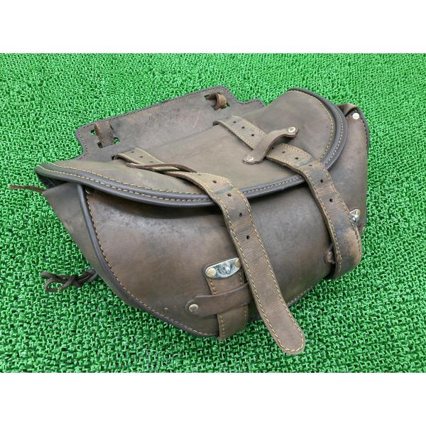 デグナー製 サイドバッグ 片側 社外 中古 バイク 部品 本革 アメリカン ハーレー ドラッグスター...