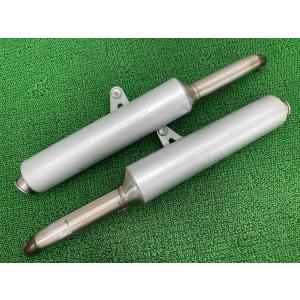 デイトナ製トリッカー シュラウド 左右 黒 社外 中古 バイク 部品
