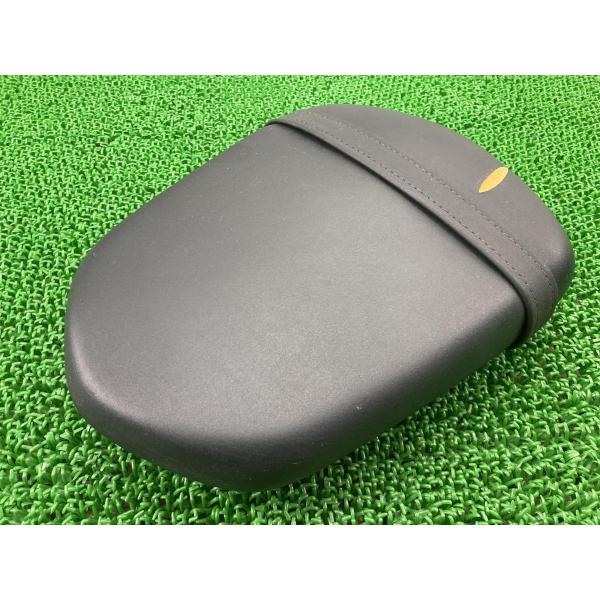 GSX-R600 タンデムシート 01H スズキ 純正 中古 バイク 部品 2007年式外し GN7...