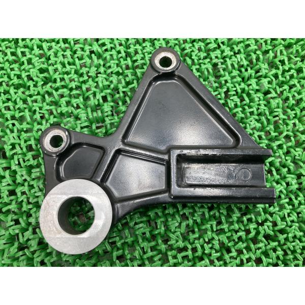 ZX-10R リアブレーキキャリパーサポート 0004 カワサキ 純正 中古 バイク 部品 ZXT0...