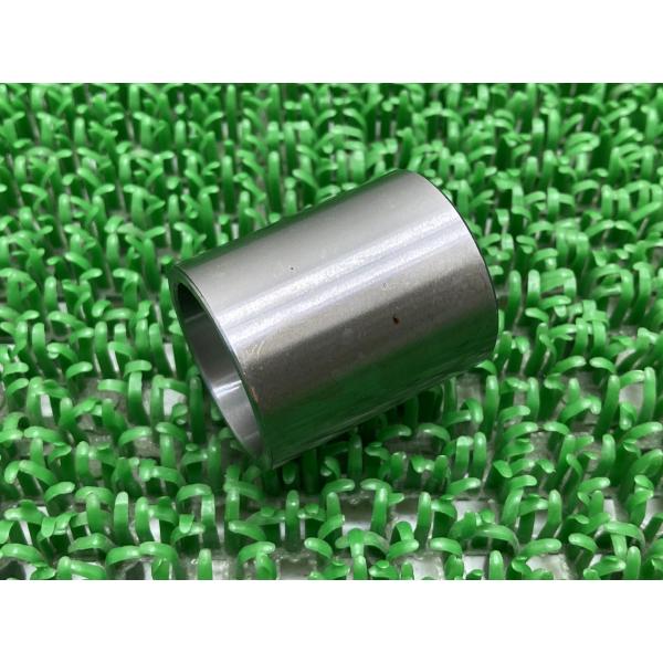 GSX1300Rハヤブサ スペーサー 在庫有 即納 スズキ 純正 新品 バイク 部品 在庫有り 即納...