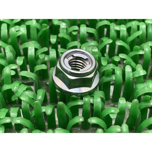 XJR400 ステップホルダーナット 95604-06200 在庫有 即納 ヤマハ 純正 新品 バイ...